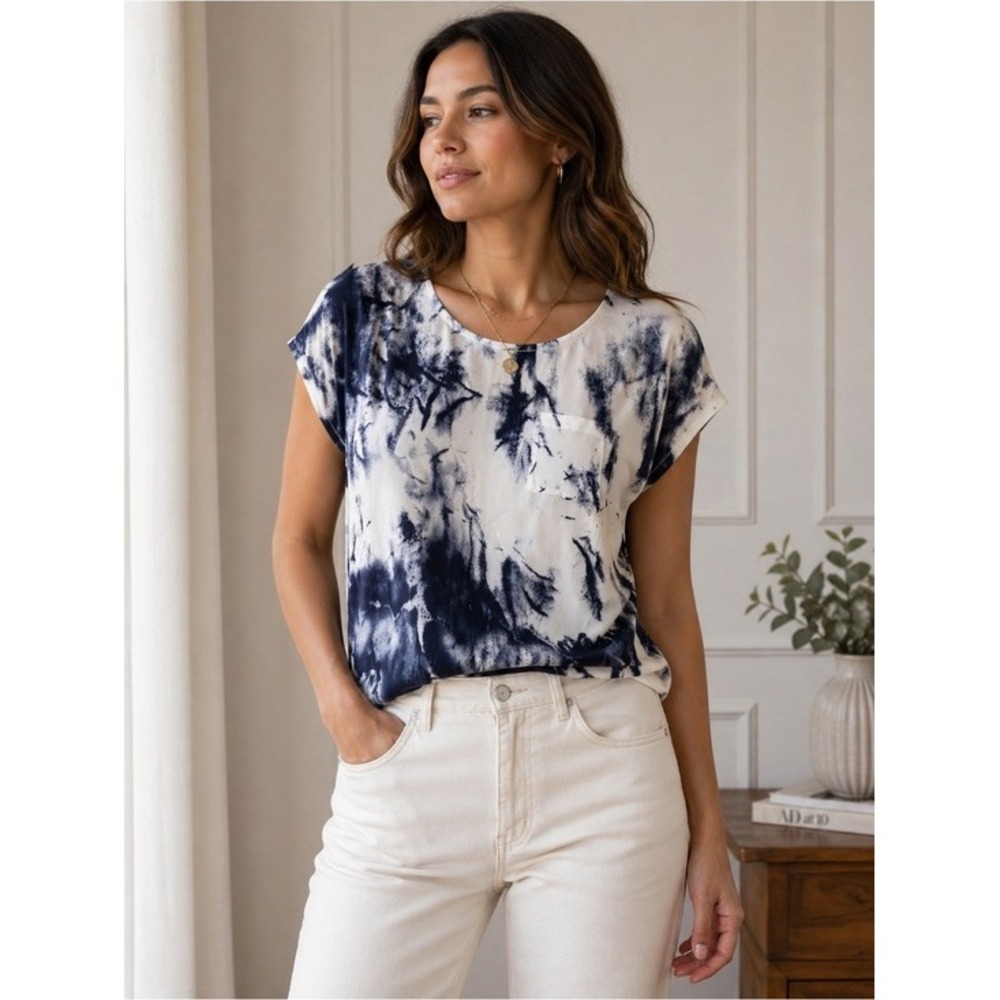 Kirra Tie Dye Top Women Size S Cream Navy Blue Polyester Short Sleeve Pocket